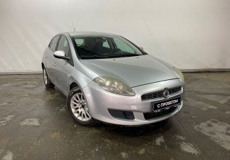 Подержанный автомобиль Fiat Bravo 2008 года (3 фото)