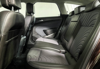 Подержанный автомобиль Opel Astra Wagon 2014 года (10 фото)