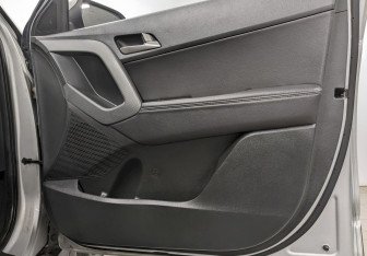 Подержанный автомобиль Hyundai Creta 2017 года (19 фото)