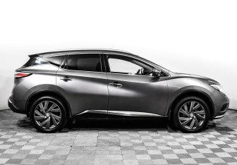 Подержанный автомобиль Nissan Murano Suv 2016 года (4 фото)