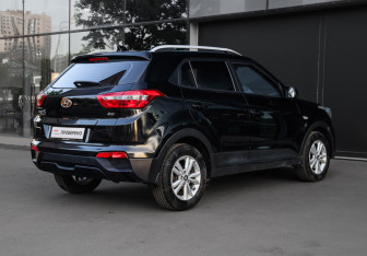 Подержанный автомобиль Hyundai Creta 2017 года (4 фото)
