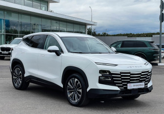 Подержанный автомобиль Jetour Dashing 2023 года (3 фото)