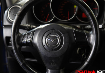 Подержанный автомобиль Mazda 3 Sedan 2005 года (13 фото)