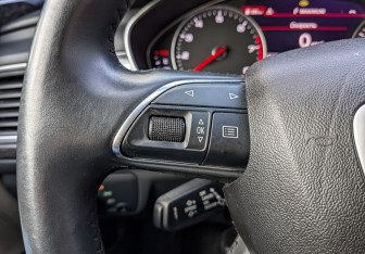 Подержанный автомобиль Audi A6 Sedan 2017 года (26 фото)