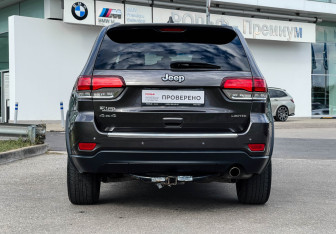 Подержанный автомобиль Jeep Grand Cherokee 2020 года (6 фото)