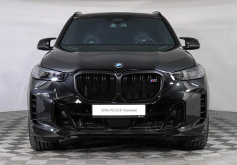 Подержанный автомобиль BMW X5 2024 года (3 фото)