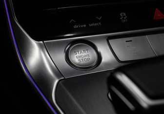 Подержанный автомобиль Audi A7 2018 года (19 фото)