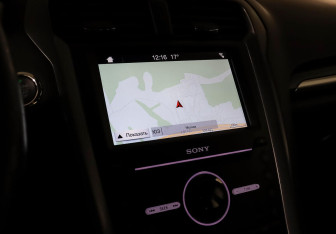 Подержанный автомобиль Ford Mondeo Sedan 2017 года (17 фото)