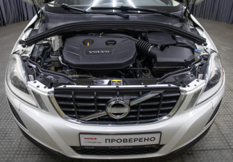 Подержанный автомобиль Volvo XC60 2010 года (9 фото)