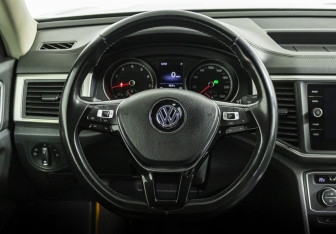 Подержанный автомобиль Volkswagen Teramont 2019 года (11 фото)