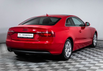 Подержанный автомобиль Audi A5 Coupe 2009 года (5 фото)