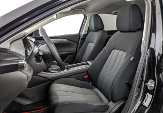 Подержанный автомобиль Mazda 6 Sedan 2020 года (20 фото)