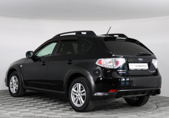 Подержанный автомобиль Subaru Impreza Hatchback 2010 года (7 фото)