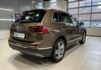 Подержанный автомобиль Volkswagen Tiguan 2018 года (4 фото)