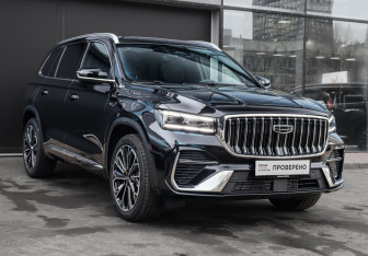 Подержанный автомобиль Geely Monjaro 2026 года (3 фото)