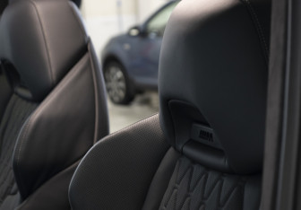 Подержанный автомобиль BMW X7 2024 года (16 фото)