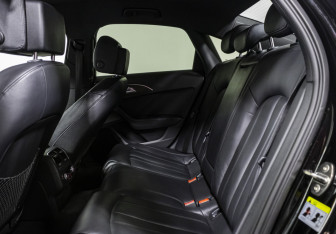 Подержанный автомобиль Audi A6 Sedan 2015 года (13 фото)