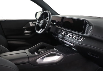 Подержанный автомобиль Mercedes-Benz GLE 2024 года (9 фото)
