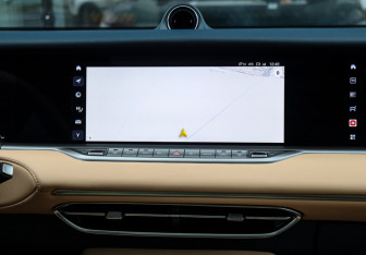 Подержанный автомобиль Voyah Free 2023 года (12 фото)