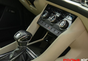 Подержанный автомобиль Skoda Kodiaq 2020 года (12 фото)
