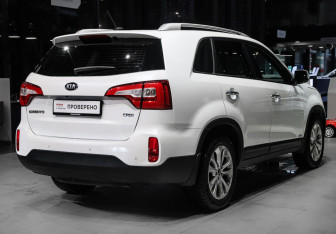 Подержанный автомобиль Kia Sorento 2019 года (4 фото)