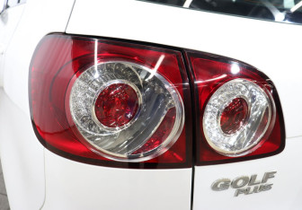 Подержанный автомобиль Volkswagen Golf Plus 2013 года (20 фото)