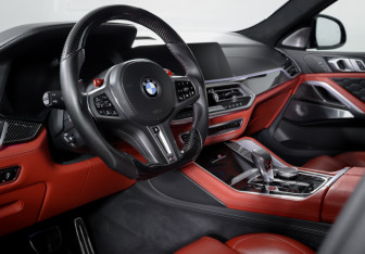 Подержанный автомобиль BMW X6 M 2020 года (14 фото)