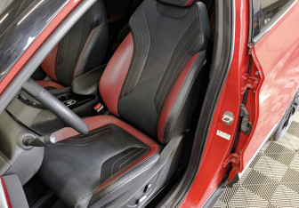 Подержанный автомобиль Geely Coolray 2024 года (19 фото)