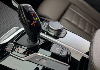 Подержанный автомобиль BMW X3 2020 года (15 фото)