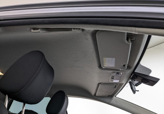 Подержанный автомобиль Mazda CX-7 2011 года (23 фото)