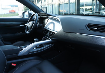 Подержанный автомобиль Geely Tugella 2023 года (36 фото)