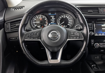Подержанный автомобиль Nissan Qashqai 2021 года (21 фото)