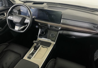 Подержанный автомобиль Exeed VX 2022 года (9 фото)