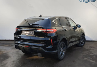 Подержанный автомобиль Haval F7 2024 года (8 фото)