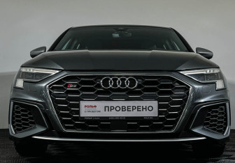 Подержанный автомобиль Audi S3 Hatchback 2020 года (21 фото)
