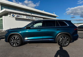 Подержанный автомобиль Geely Monjaro 2023 года (8 фото)