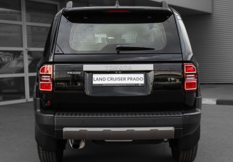 Новый Toyota Land Cruiser Prado 2025 (12 фото)