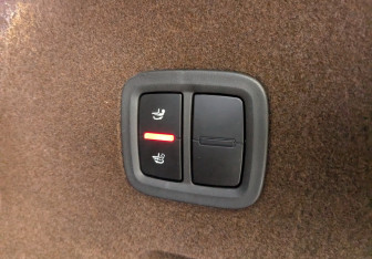 Подержанный автомобиль Porsche Cayenne 2018 года (10 фото)