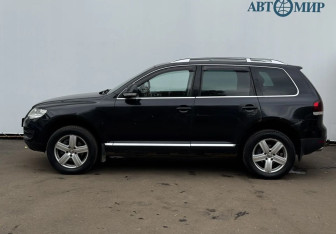 Подержанный автомобиль Volkswagen Touareg 2008 года (8 фото)