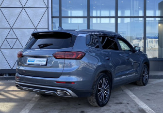 Подержанный автомобиль Chery Tiggo 8 Pro 2021 года (6 фото)