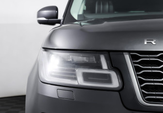 Подержанный автомобиль Land Rover Range Rover 2019 года (26 фото)