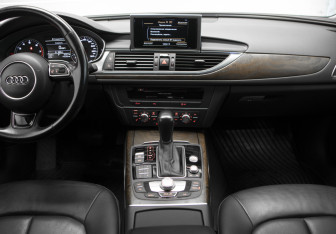 Подержанный автомобиль Audi A6 Sedan 2016 года (19 фото)