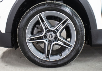 Подержанный автомобиль Mercedes-Benz GLB 2020 года (26 фото)