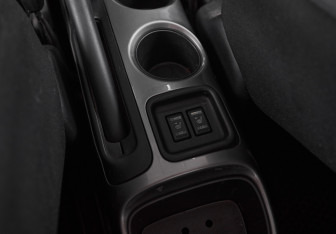 Подержанный автомобиль Nissan Juke 2012 года (20 фото)