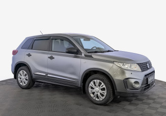 Подержанный автомобиль Suzuki Vitara 2022 года (3 фото)