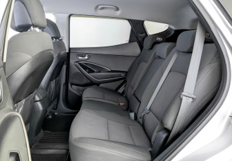 Подержанный автомобиль Hyundai Santa Fe 2012 года (12 фото)