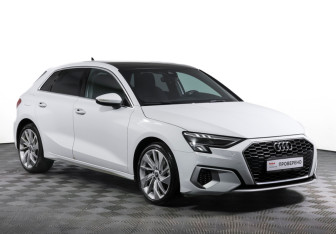 Подержанный автомобиль Audi A3 Hatchback 2020 года (3 фото)
