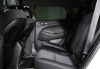 Подержанный автомобиль Hyundai Tucson 2017 года (12 фото)