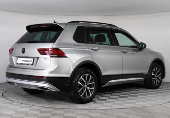 Подержанный автомобиль Volkswagen Tiguan 2020 года (5 фото)