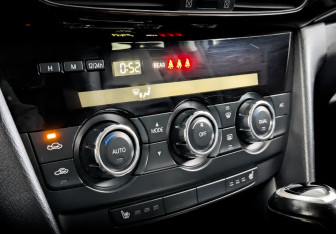 Подержанный автомобиль Mazda 6 Sedan 2014 года (27 фото)